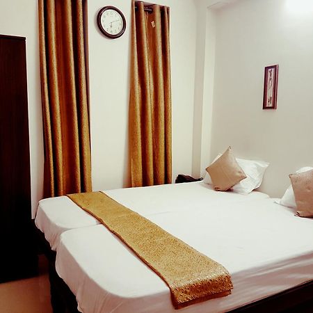 Arjun Inn Chennai Dış mekan fotoğraf